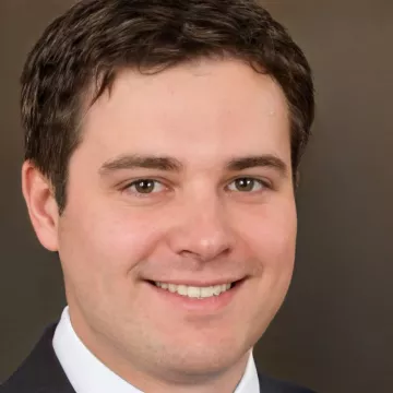 отзыв Руслан Соловьев